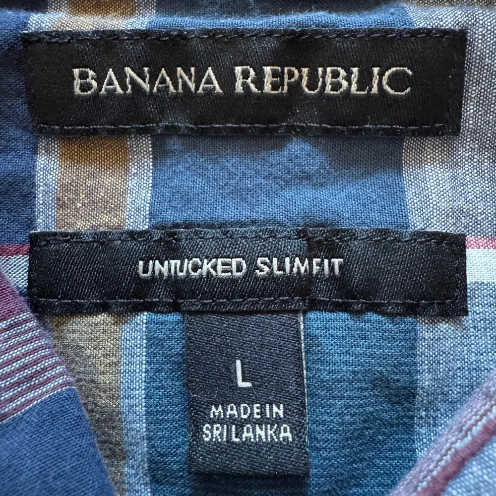 Banana Republic Men's large multicolor Plaid untucked slim fit button down shirt